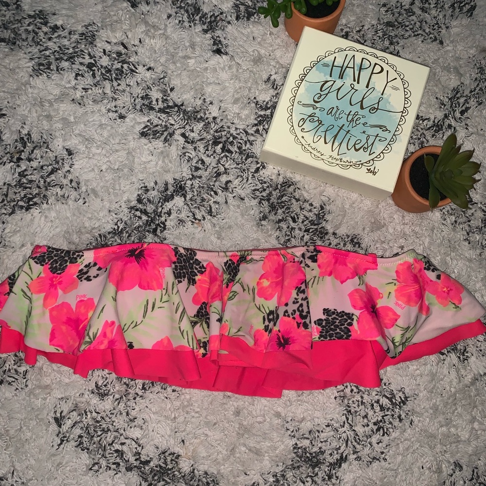 Victoria’s Secret Bandeu bikini top